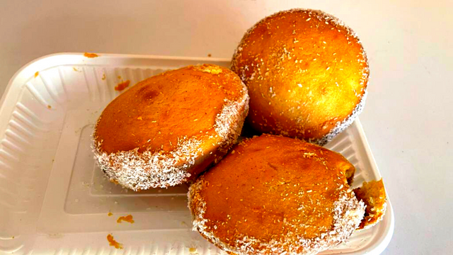 Cakes in Peru