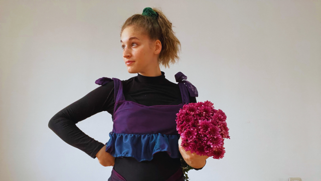 How To Make An Easy, No Pattern, Ruffle Top