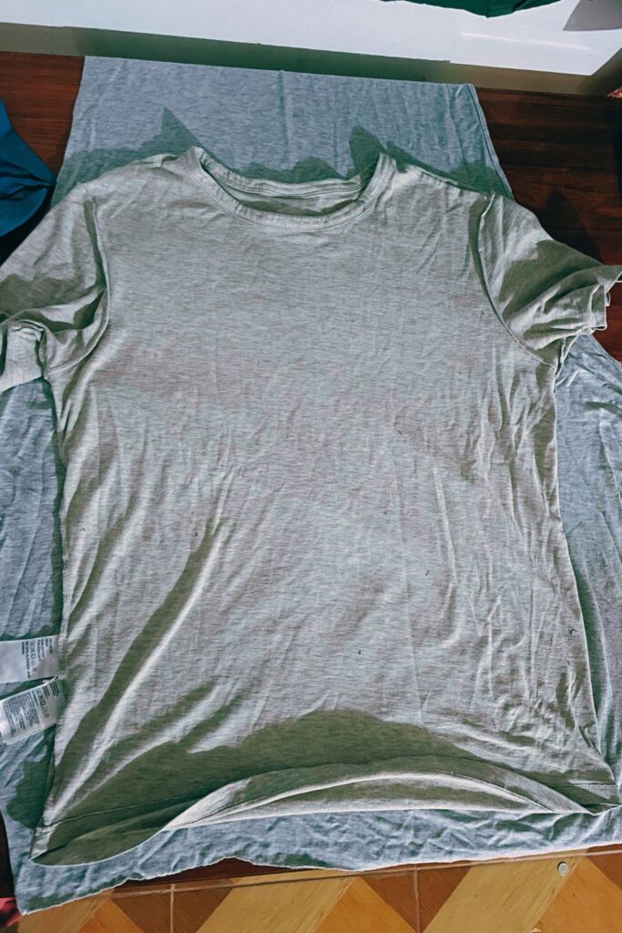 How To Make A Wavy Patchwork T-Shirt