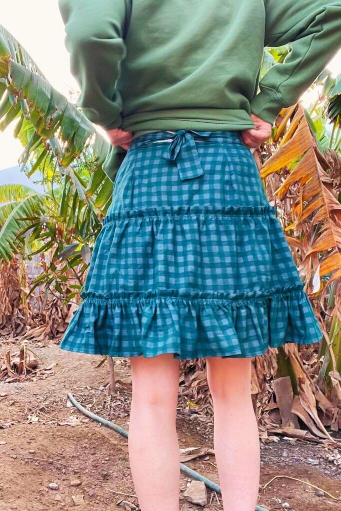 How To Make A Gingham Gathered Exposed Ruffle Skirt