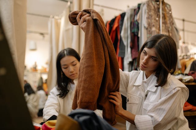 How To Have The Most Success Buying And Selling On Poshmark